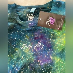 NWT Retro Fitz Space Dye (Northern Lights) long sleeve tee. Size large.
